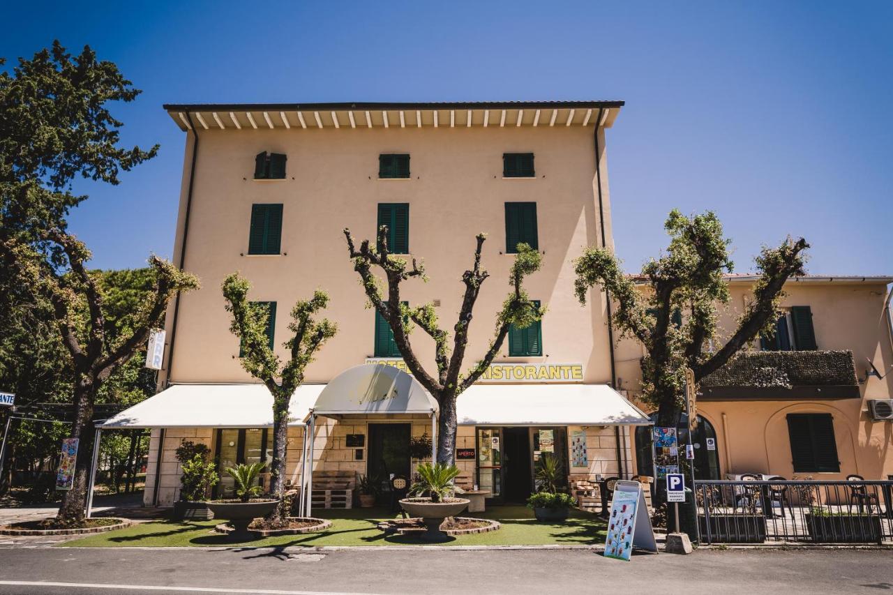 Hotel The Flash - Venturina Terme Exterior foto
