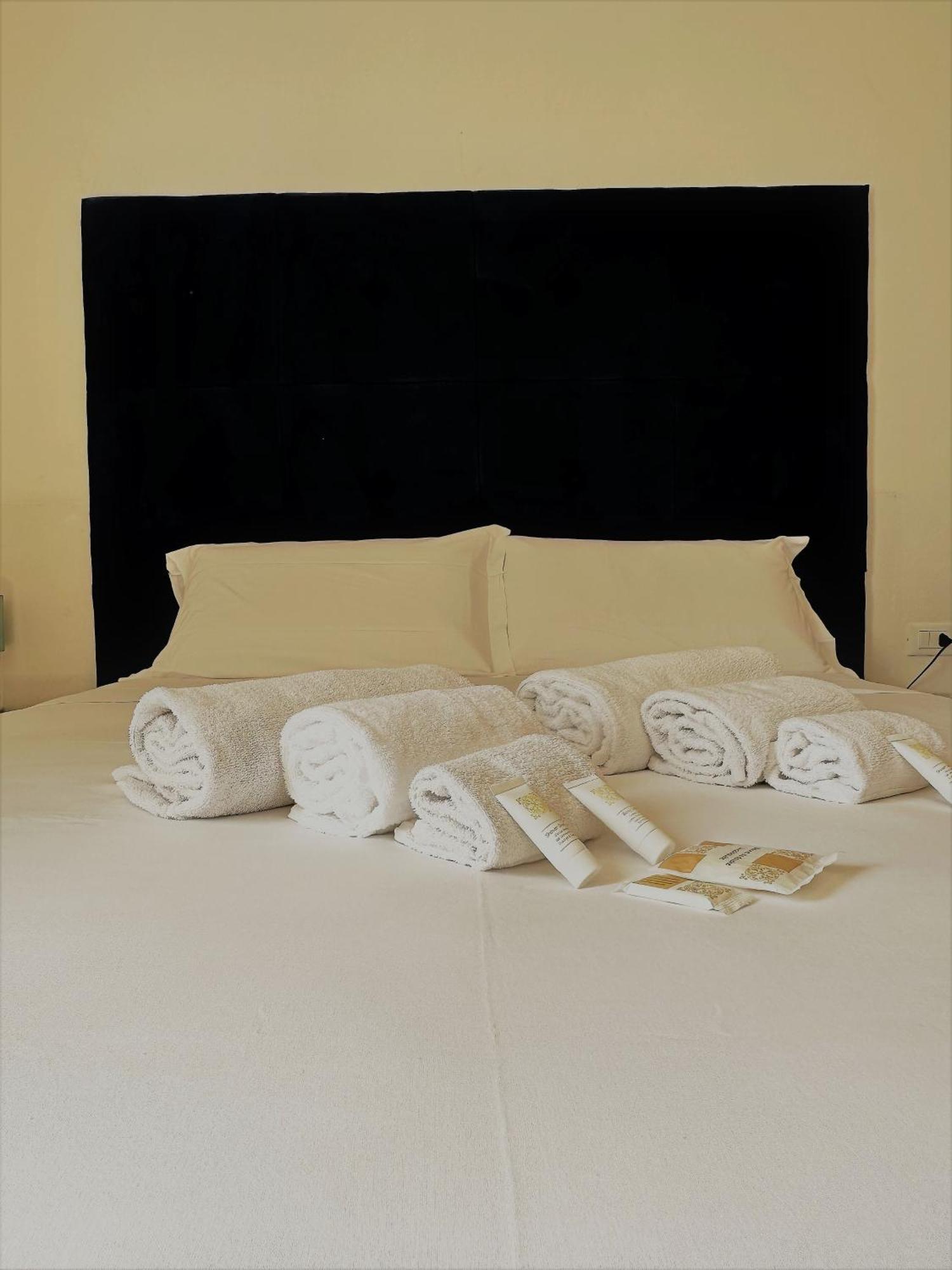 Hotel The Flash - Venturina Terme Exterior foto